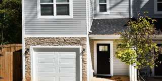 2046 McDonald Drive Professionally Managed by Select Real Estate Gallery 1