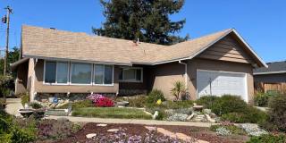 Beautiful home with AC in PRIME Santa Clara location - 3 bd / 2 bath coming soon! Gallery 1