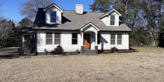 1880 East Broad Street Gallery 1