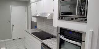 Remodeled 3 bedroom 2 bathroom house with 2 car garage and fenced yard Gallery 9