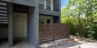 1509 West 39th 1/2 Street Gallery 1