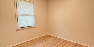 FOR RENT IN BENTON Gallery 6
