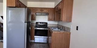 565 Roberts Street lot: C Gallery 14