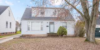 3 Bed/1 Bath Single Family Home! Gallery 1