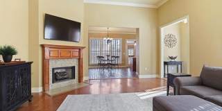 Spacious 3-Bedroom Home in Desirable Manchac Commons Gallery 4