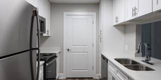 Dobbins Hill Gallery 19