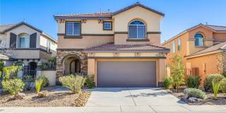 1036 Newbold Street Gallery 1