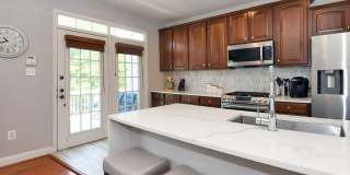 2107 CLARK Place Gallery 12