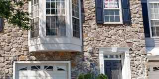 60 RIVER Lane Gallery 1