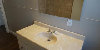 Adorable 1940's Remodeled 4 Bed 2 Bath Home Gallery 8