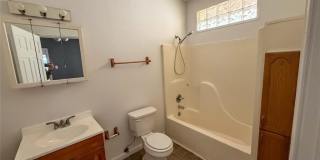 114 E Hull Street Gallery 14