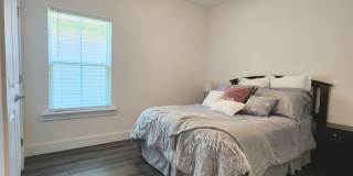 On the hunt for a beautiful, open floor plan home to rent close to downtown? Gallery 15