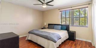 1250 SW 113th Ter Gallery 16