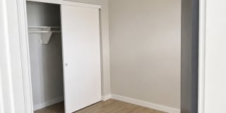 Bright 1 Bed / 1 Bath Apartment for Rent in North Seattle Private Balcony, Near Green Lake & Northgate! Gallery 10