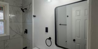 890 Charles Place Gallery 14