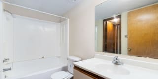 Eddingham Place Gallery 36