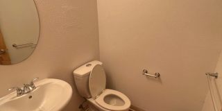 Century 21 Gold Rush - 2 bed, 1.5 bath (North Pole) Gallery 9