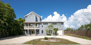 9 Blue Water Drive Gallery 1