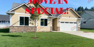STATUS: AVAILABLE  | R245A | $2095 *** 1 ST FULL MONTH FREE - MOVE IN SPECIAL!!! Gallery 1