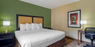 Los Angeles - Ontario Airport Gallery 2