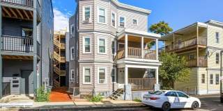 38 Woodford Gallery 17