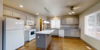 Clean Home with Lots of space ready to be your Home! Gallery 31