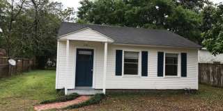 1114 N 48th Ave Pensacola. MOVE IN SPECIAL: HALF OFF first full month of rent!!! Gallery 1