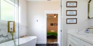 507 E PARIS STREET Gallery 17