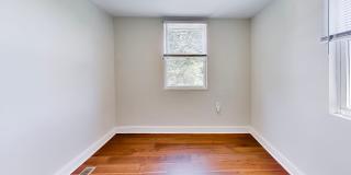 Beautiful- 3Bed/2Bath Townhome! Gallery 13
