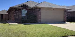 416 Cherokee Gate Dr  3Bd/ 2Ba House - Yukon Gallery 1
