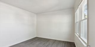 $1300 3 bedroom bungalow Gallery 4