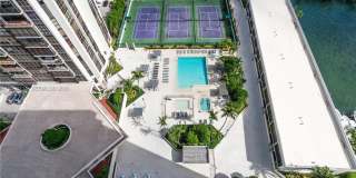 1925 Brickell Ave Gallery 8