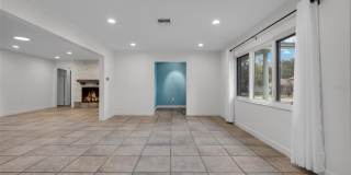 307 W 4TH AVENUE Gallery 12