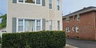 117 Hawthorne Ave Gallery 1