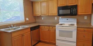 Charming 3-Bedroom Ranch with Large Backyard Gallery 1