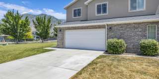 4 Bedroom 3 Bathroom Home in Springville! Gallery 4