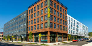 The Winston Gallery 32