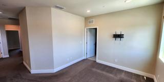 Updated North Natomas 5bd/3ba Home with 2 Car Garage Updated North Natomas 5bd/3ba Home with 2 Car Garage Gallery 16