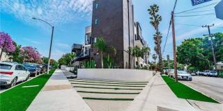 2828 London Street Gallery 1