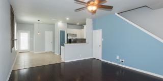 Adorable Cedar Park Two Story Just Off 183 and New Hope Gallery 5