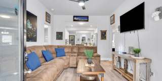 704 Cuney Gallery 36