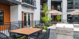 The Hudson Gallery 6