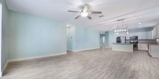 Gorgeous 3/2 in St. Cloud with fence enclosed yard and 3 car garage!  Available Now! Gallery 11