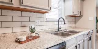 Hunter's Pond Apartments Gallery 8