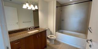 300 South Biscayne Boulevard Gallery 17