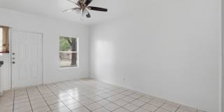 1706 W CRAIG PL Gallery 7