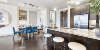 Hanover Post Oak Gallery 26