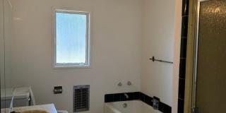 Alhambra 3 bedrooms, 2 baths single house Gallery 5