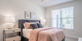 The Heron at River Island Gallery 18