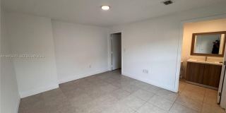 605 NW 3rd Ave Gallery 8